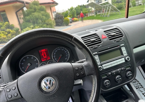 Volkswagen Golf cena 16000 przebieg: 125000, rok produkcji 2008 z Krzepice małe 436